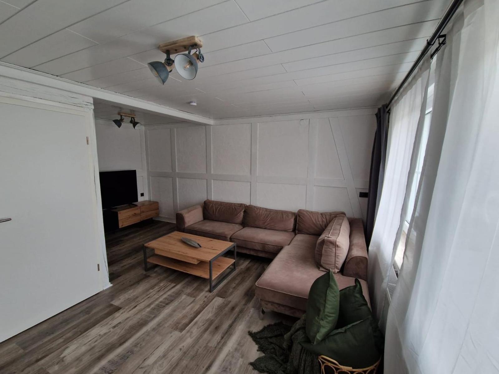 Ferienwohnung Hof Wehlenbach ฮัลเลนแบร์ก ภายนอก รูปภาพ